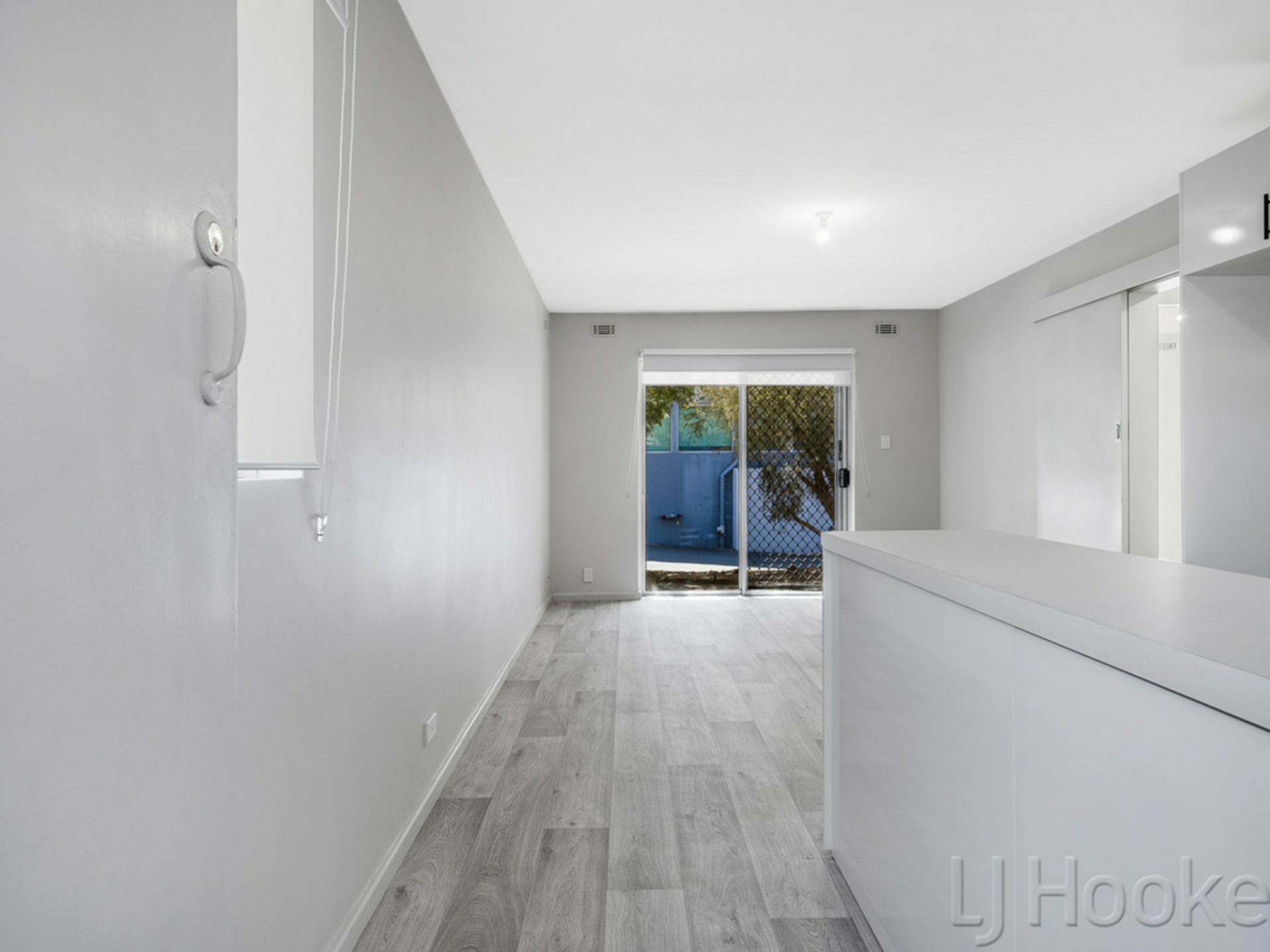 4/16 Cambridge Street, WEST LEEDERVILLE