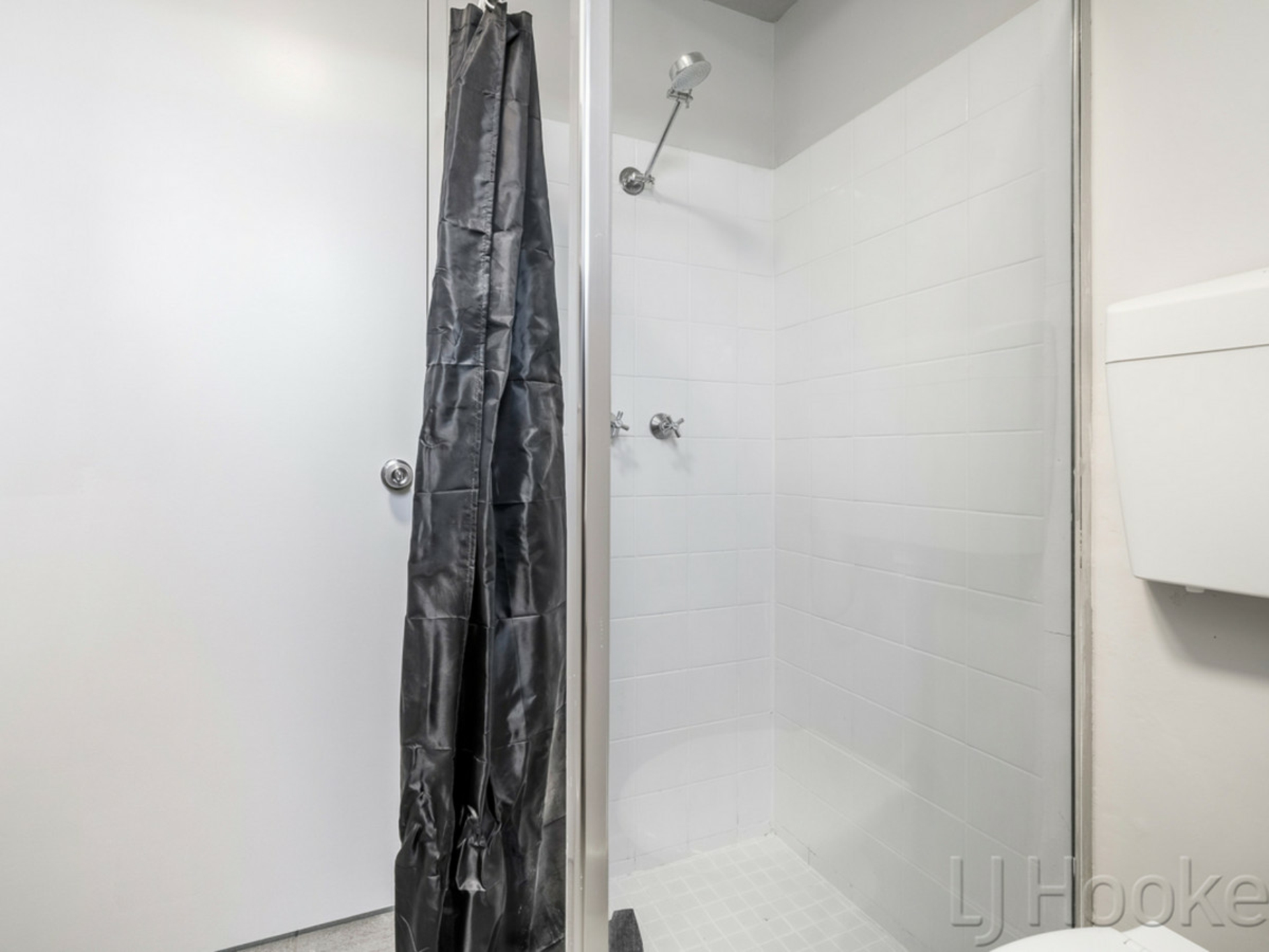 4/16 Cambridge Street, WEST LEEDERVILLE