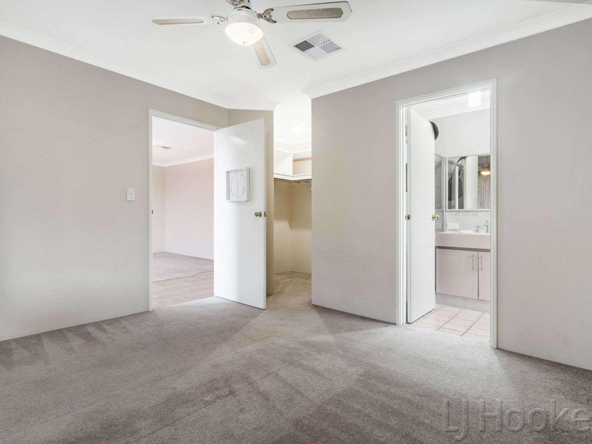 55 Lydiard Retreat, CANNING VALE
