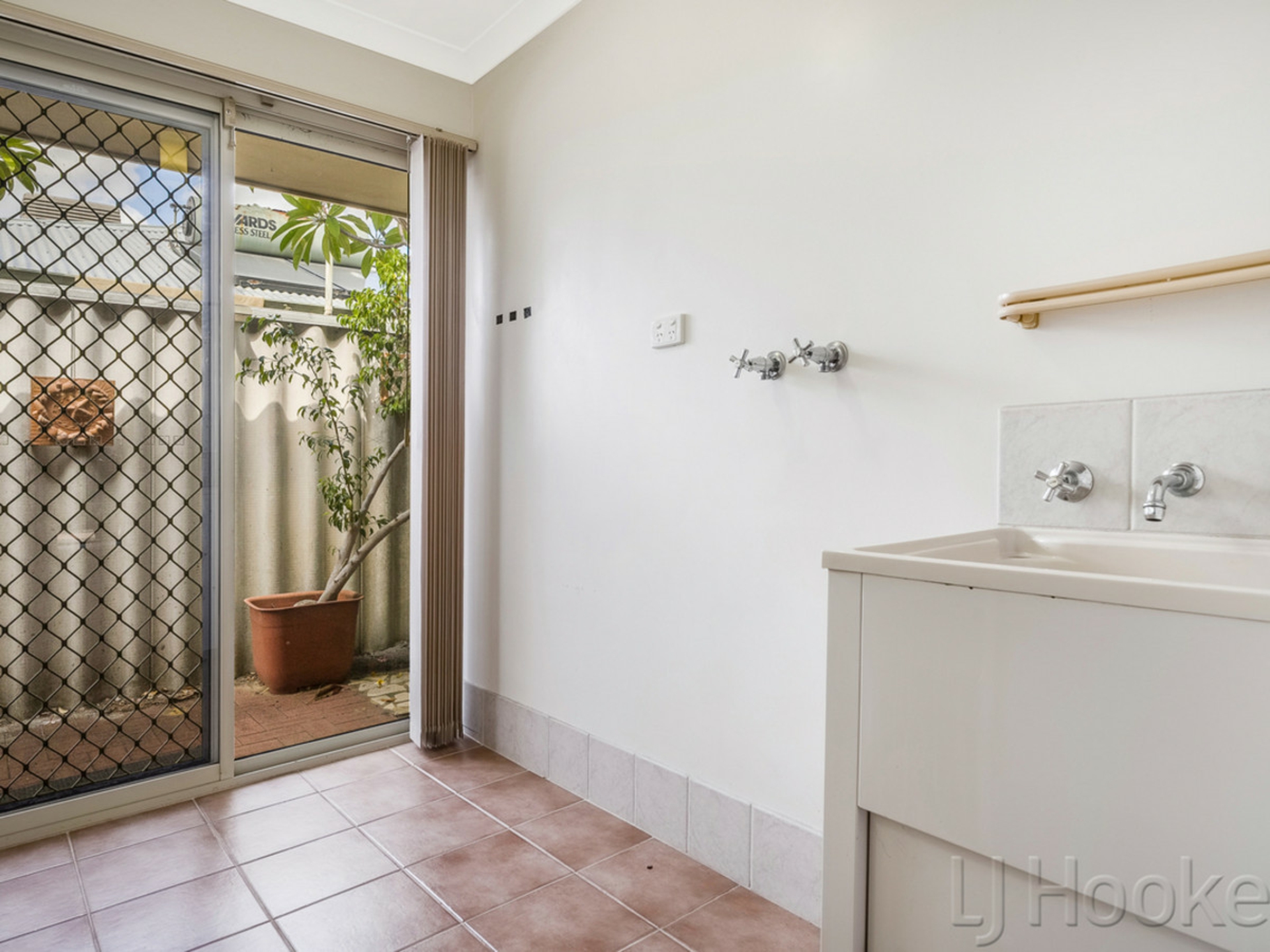 55 Lydiard Retreat, CANNING VALE