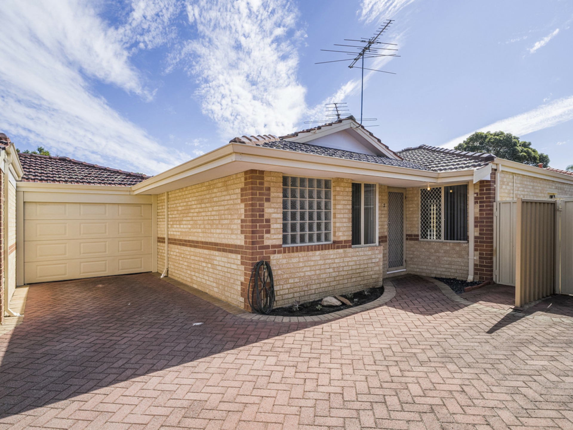 2/65 Spencer Avenue, YOKINE