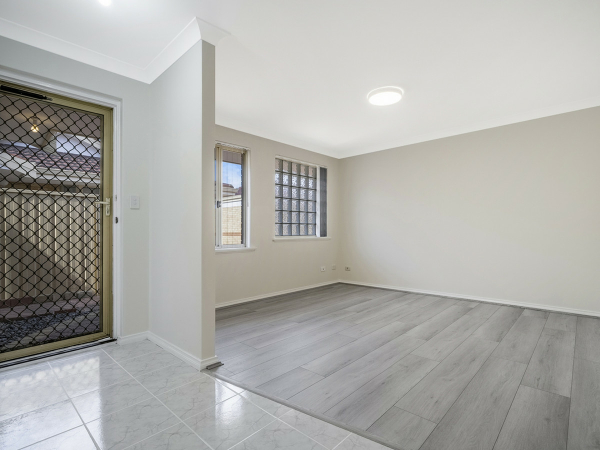 2/65 Spencer Avenue, YOKINE