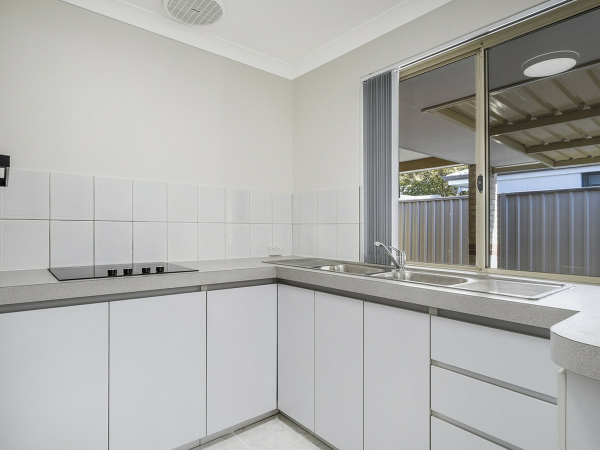 2/65 Spencer Avenue, YOKINE