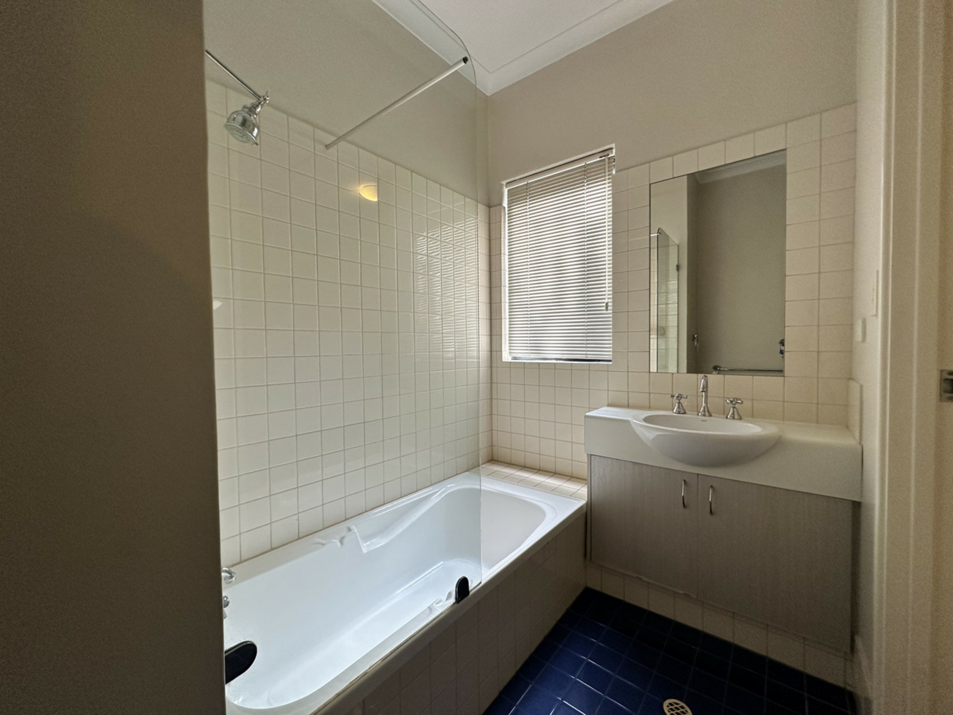 23/212 Railway Parade, WEST LEEDERVILLE