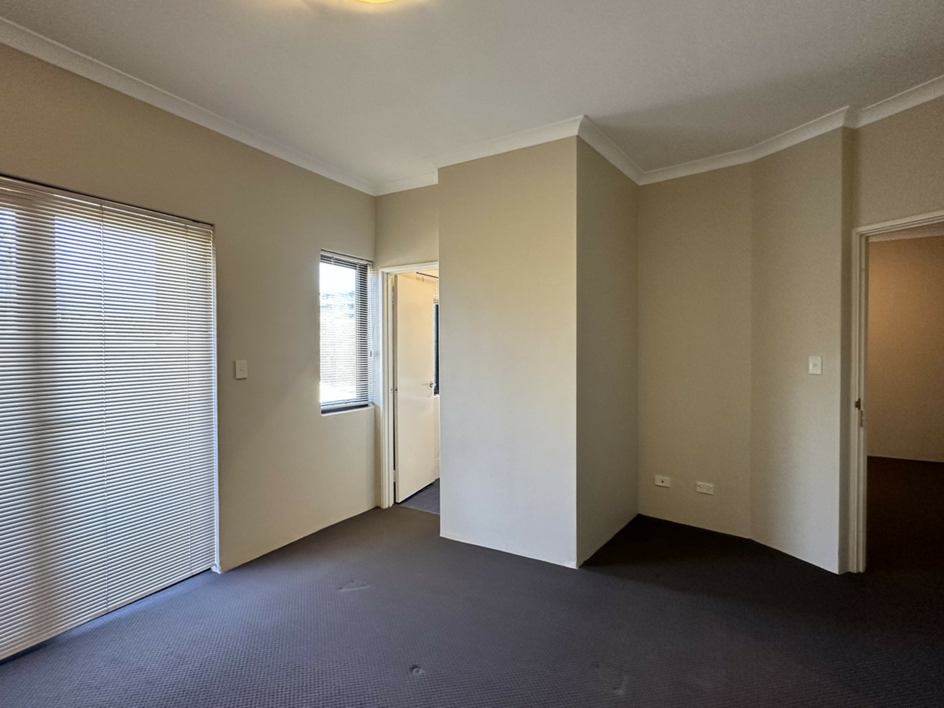 23/212 Railway Parade, WEST LEEDERVILLE