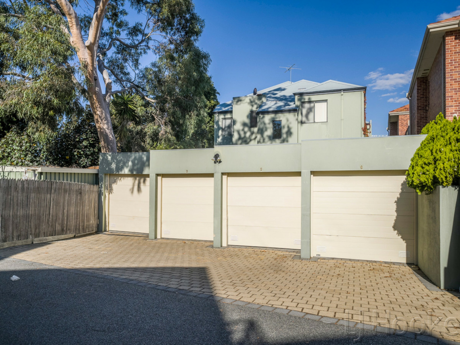 6/14 Waterloo Crescent, EAST PERTH