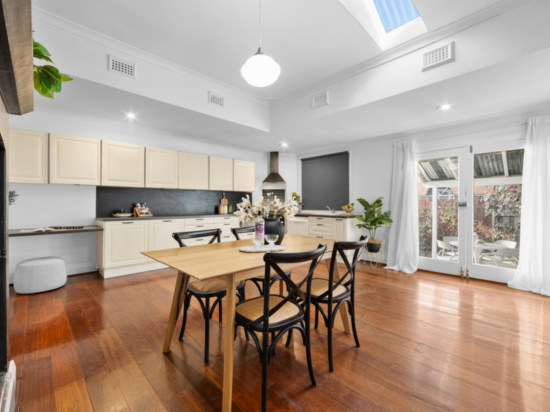 11 Roy Street, MOUNT LAWLEY