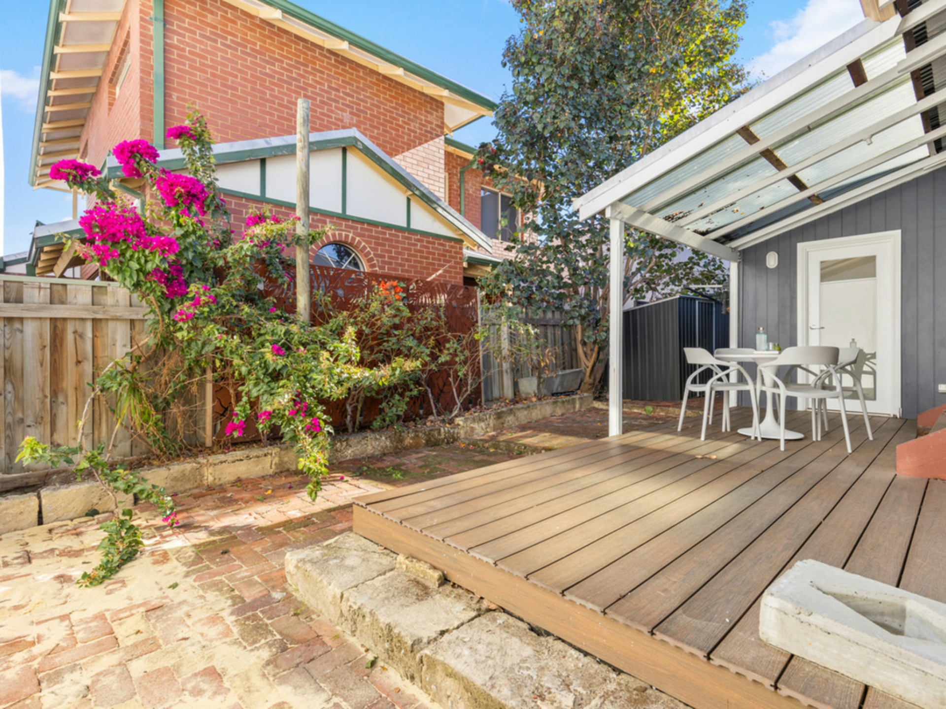11 Roy Street, MOUNT LAWLEY