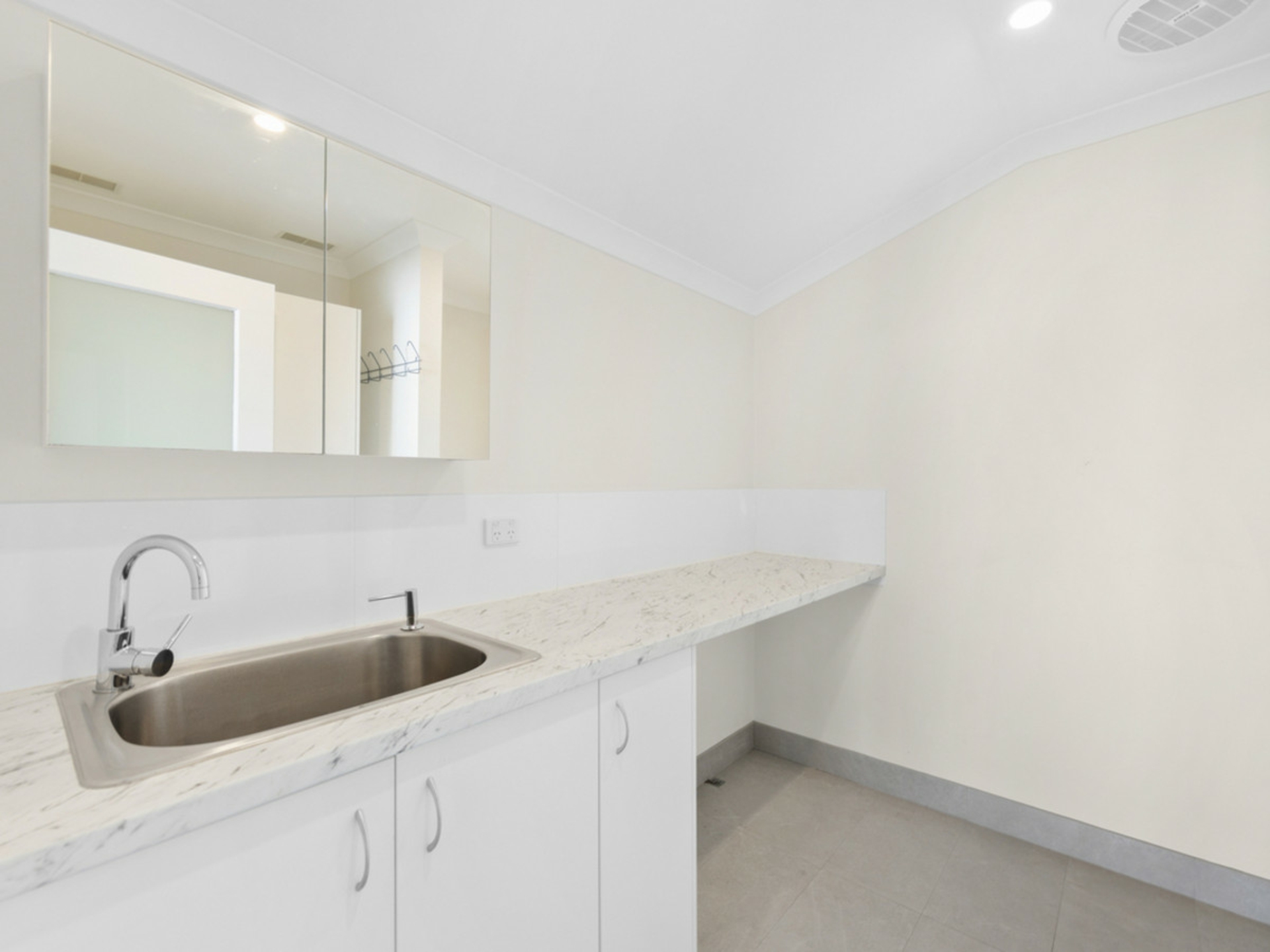 11 Roy Street, MOUNT LAWLEY