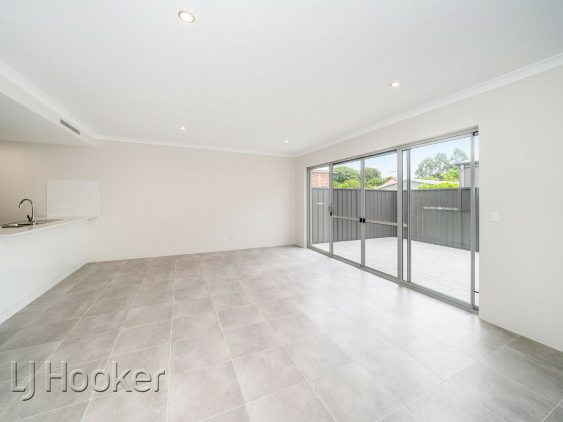2/87 Fitzroy Road, RIVERVALE