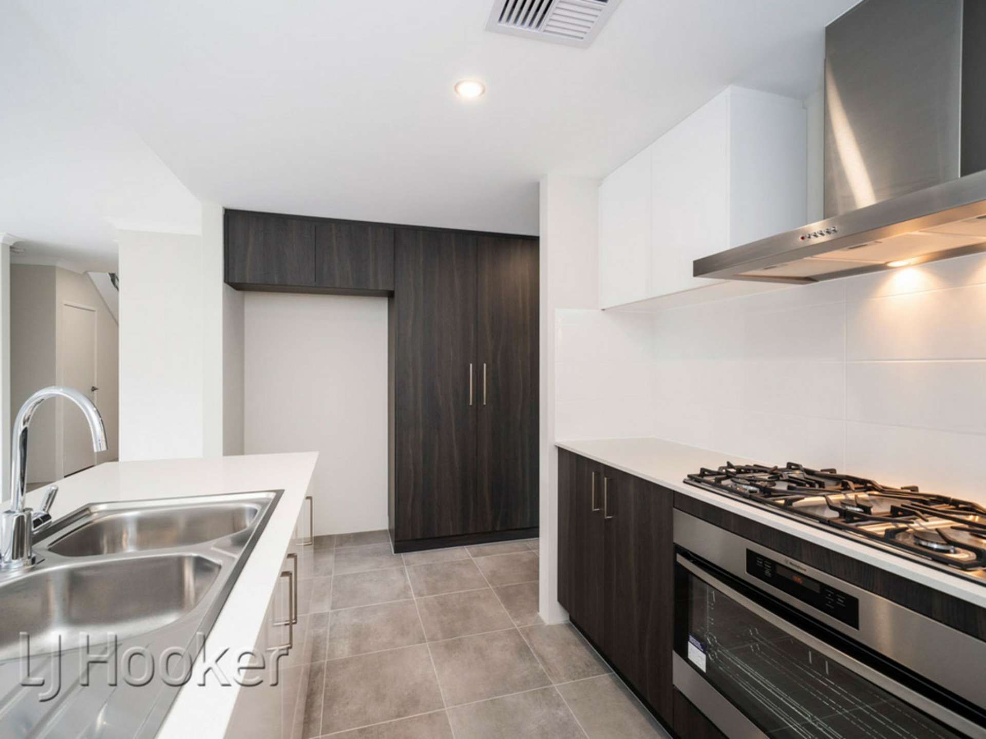 2/87 Fitzroy Road, RIVERVALE