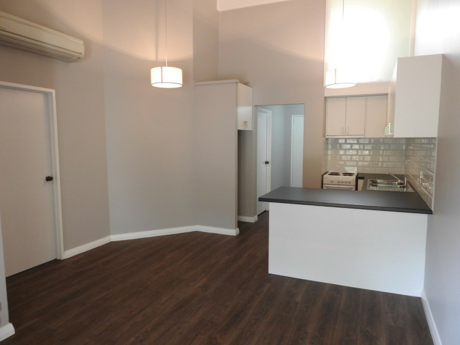 10/150 Coode Street, COMO