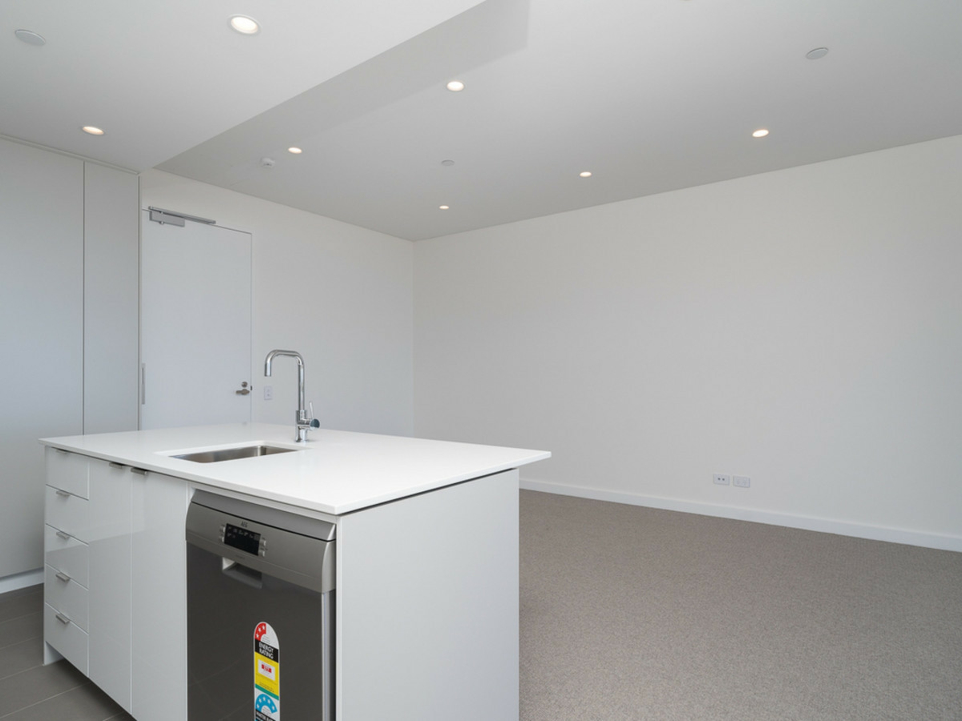 604/113 Grand Boulevard, JOONDALUP