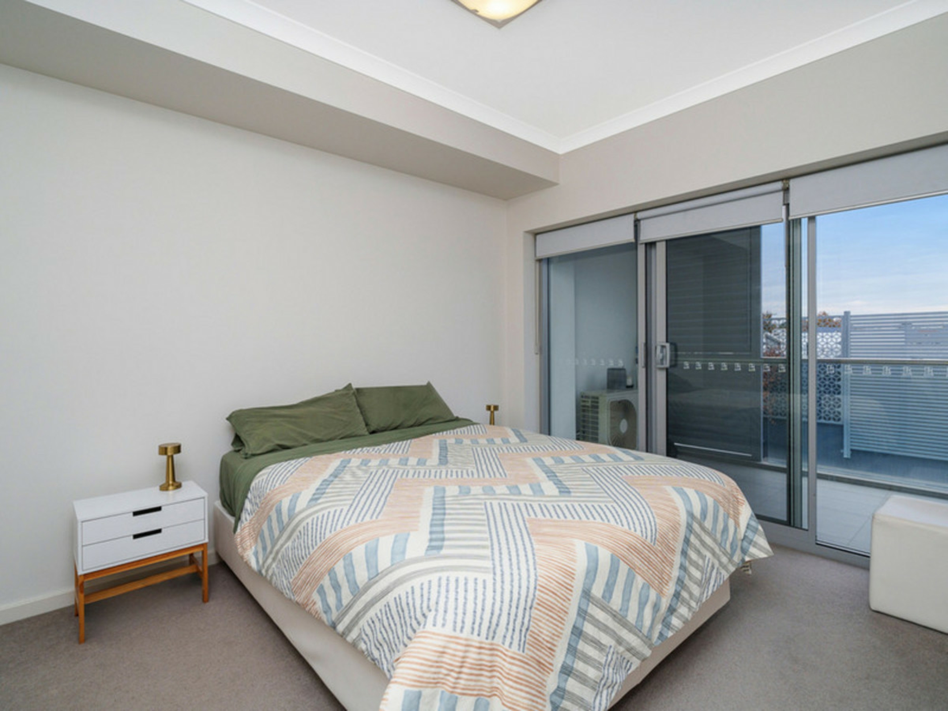 22/180 Stirling Street, PERTH