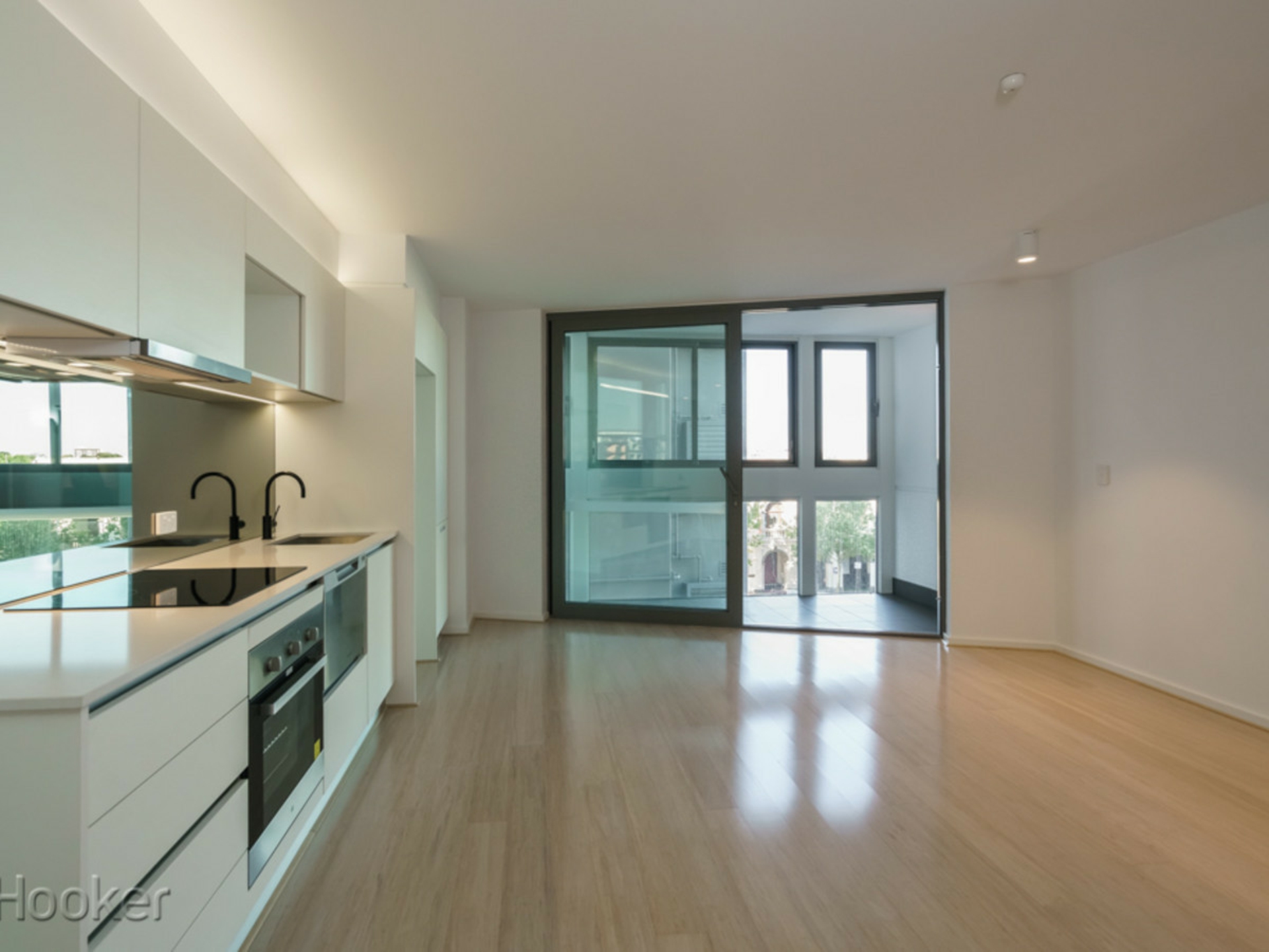 7/89 Aberdeen Street, NORTHBRIDGE