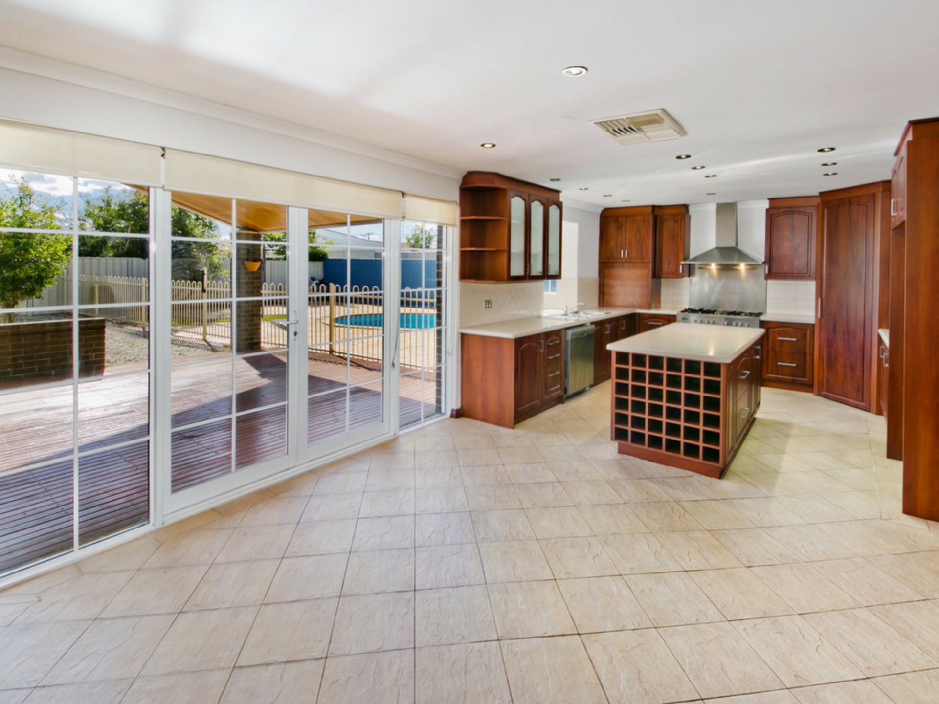 7 Bedford Street, BAYSWATER