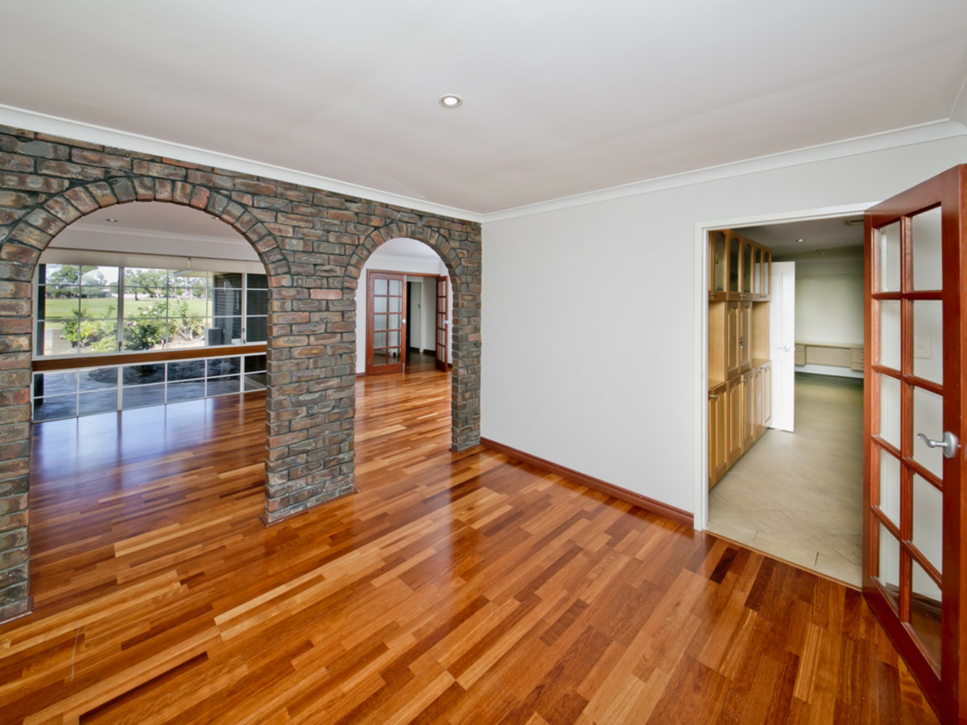 7 Bedford Street, BAYSWATER