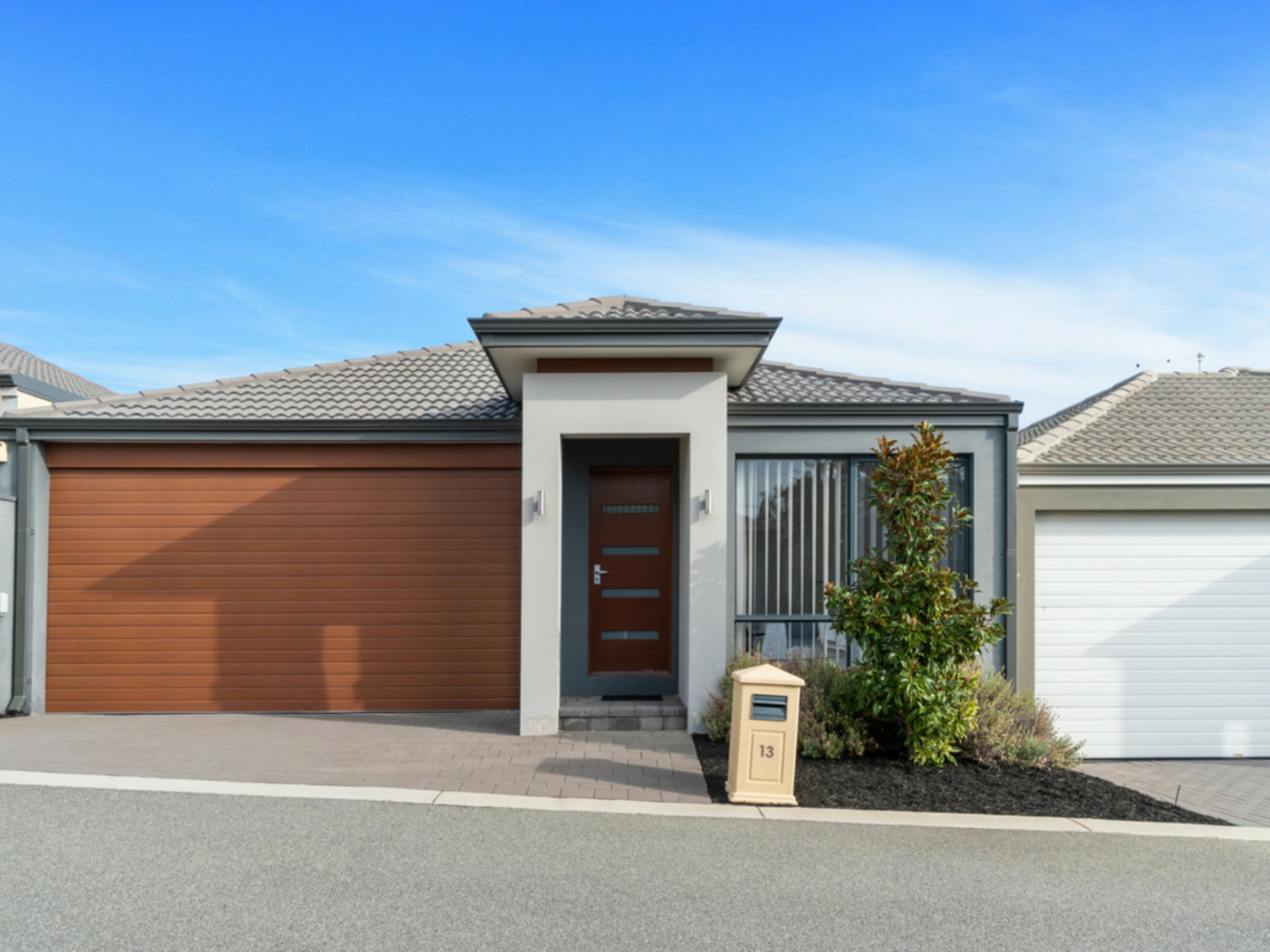 13 Rosemount Entrance, PEARSALL