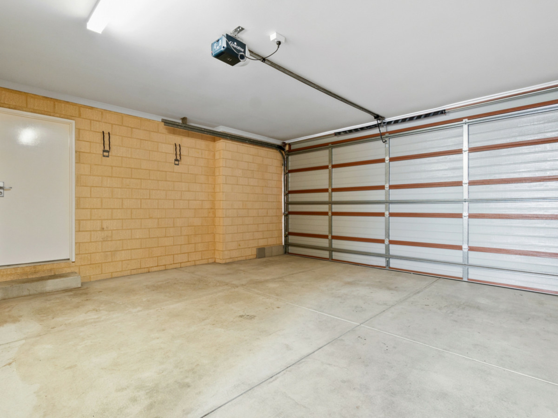 13 Rosemount Entrance, PEARSALL