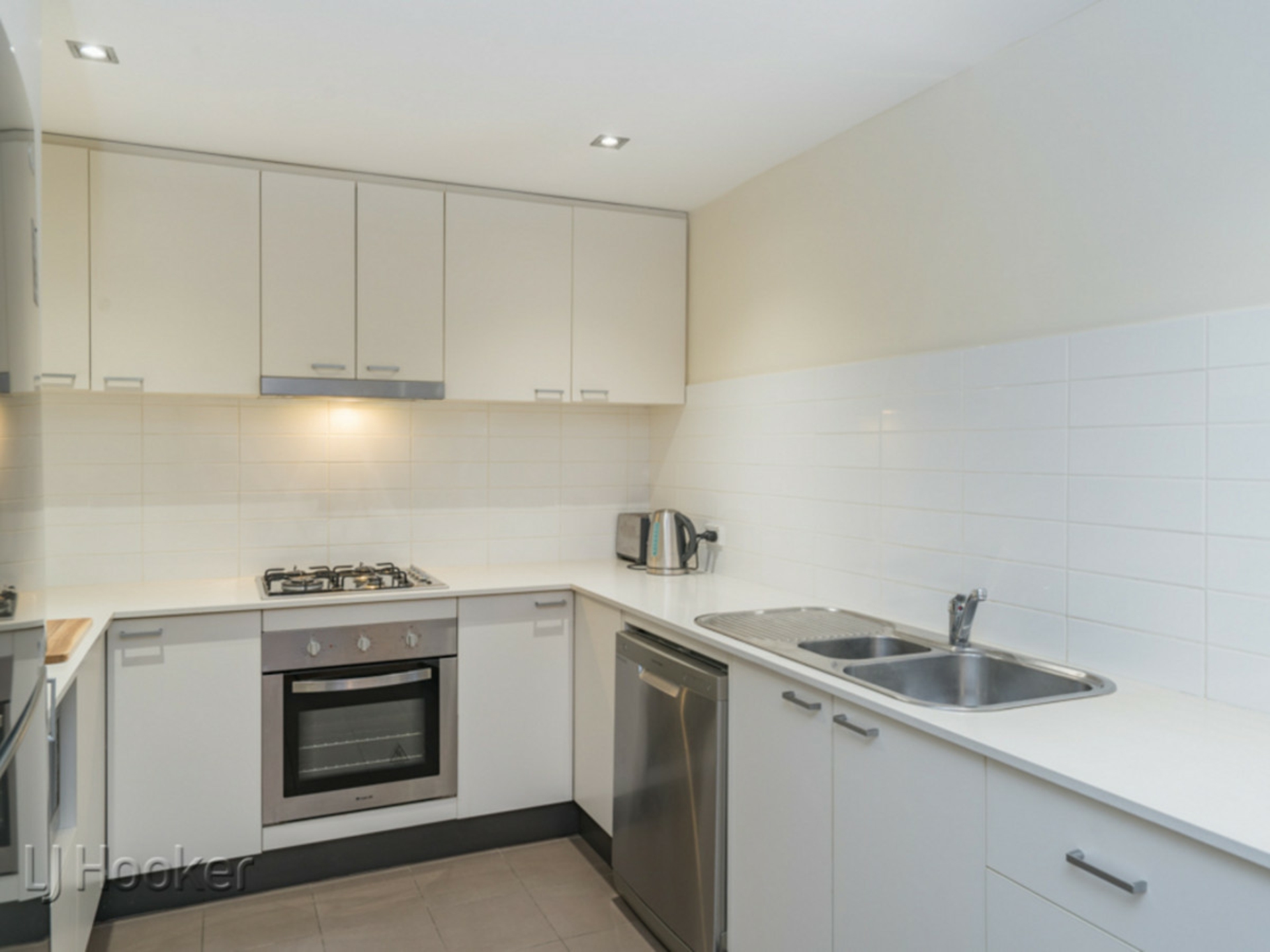 5/150 Stirling Street, PERTH