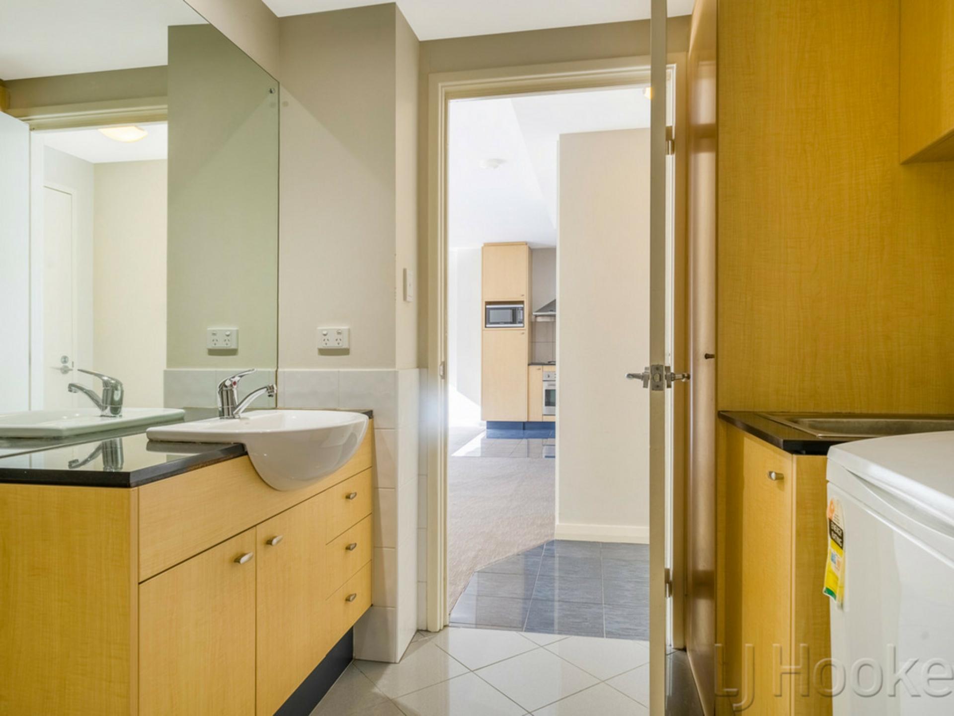 11/9 Delhi Street, WEST PERTH