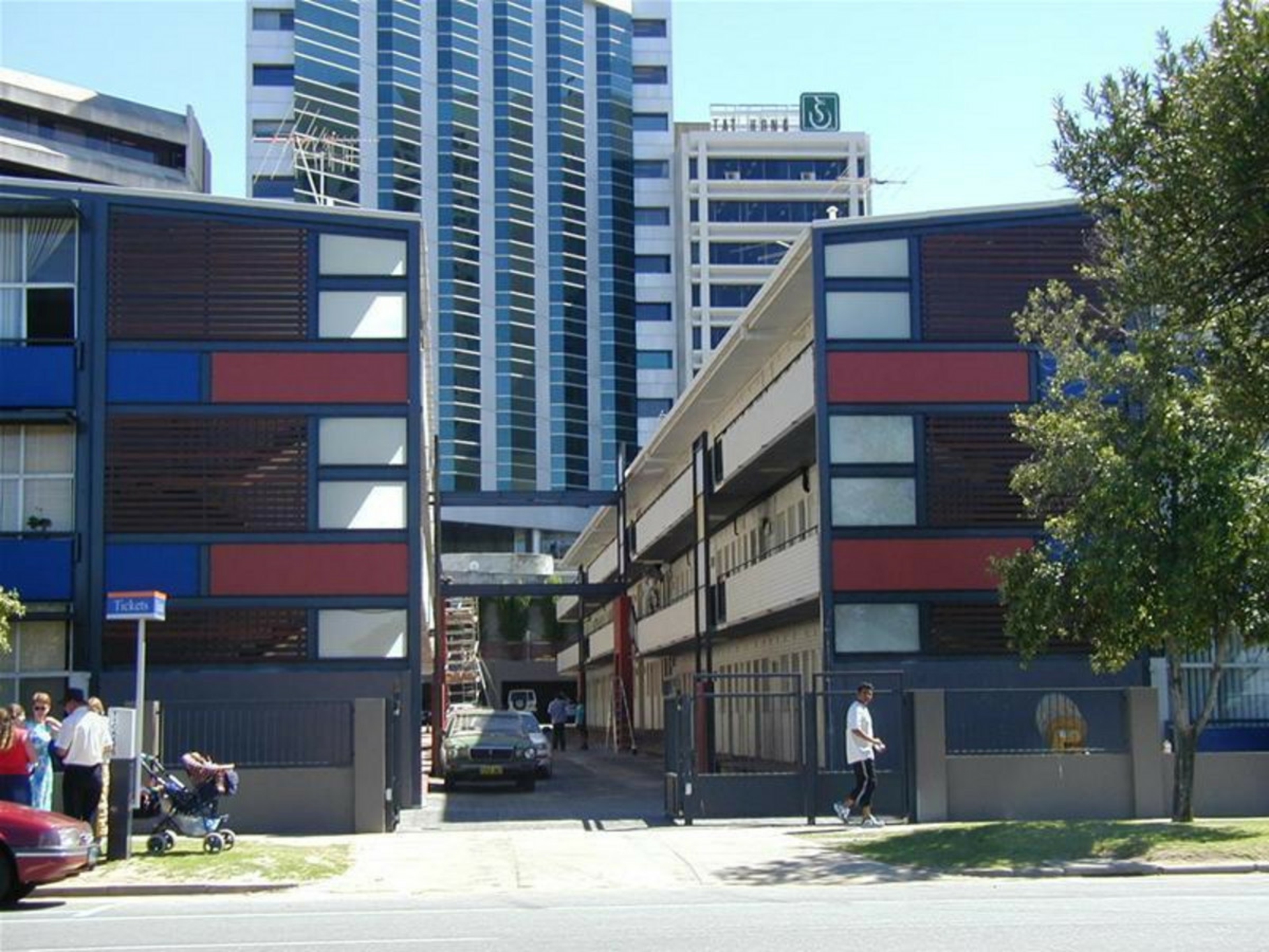 27/122 Terrace Road, PERTH