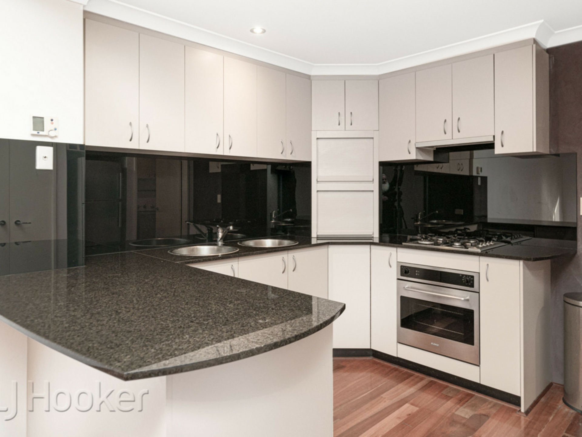 12 Boans Lane — photo 5 of 23