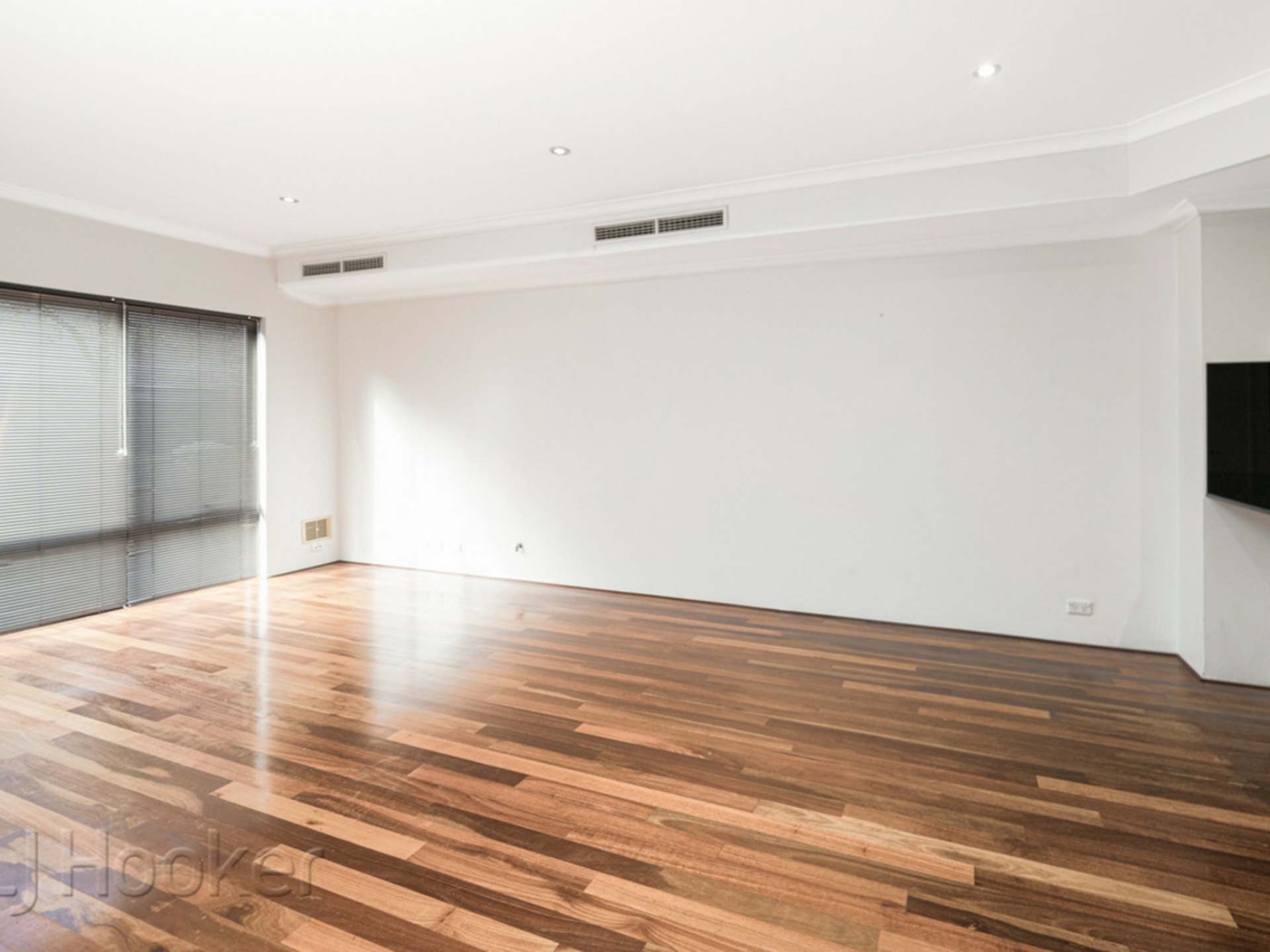 12 Boans Lane — photo 11 of 23