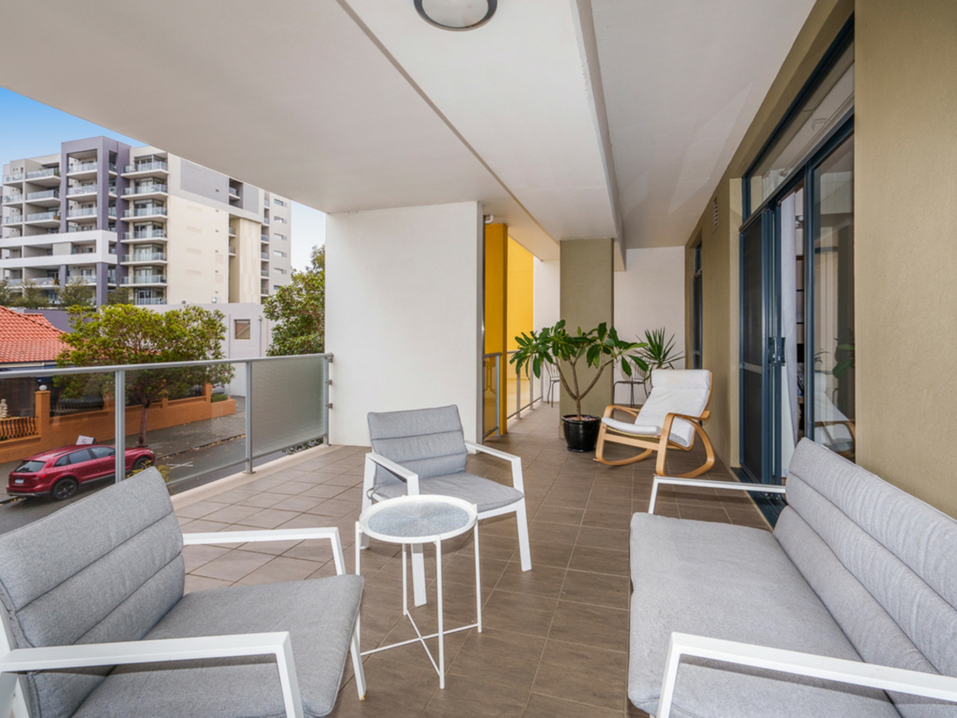 2/48-50 Outram Street — photo 20 of 21