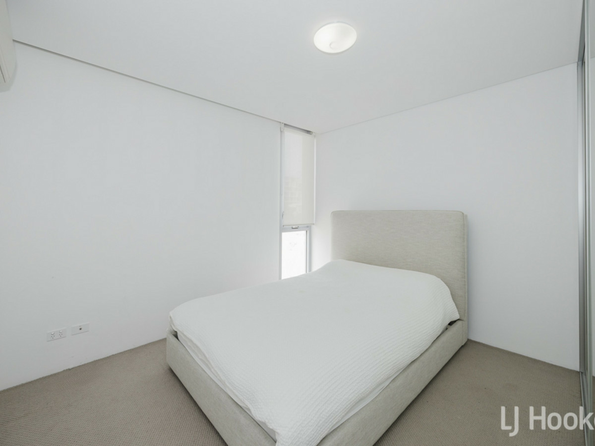 408/1 Bristol Lane Apartments (44) — photo 10 of 19