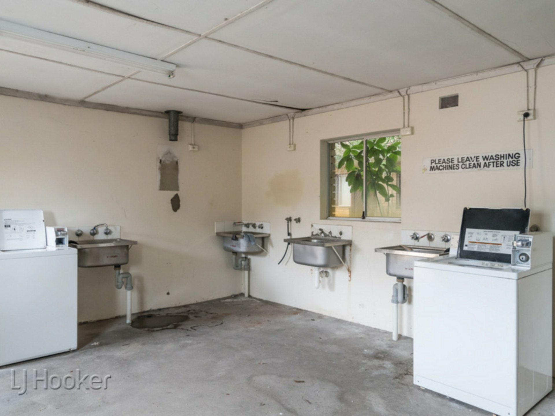 21/222 Whatley Crescent — photo 16 of 16