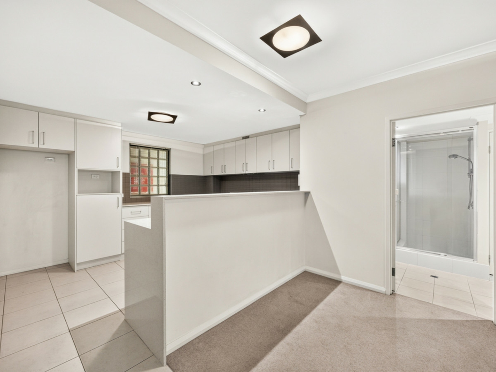 41/18 Wellington Street — photo 4 of 20