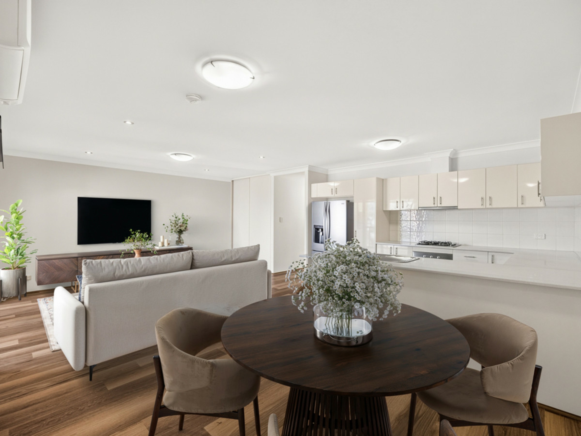 4/104 Brown Street — photo from LJ Hooker City Residential