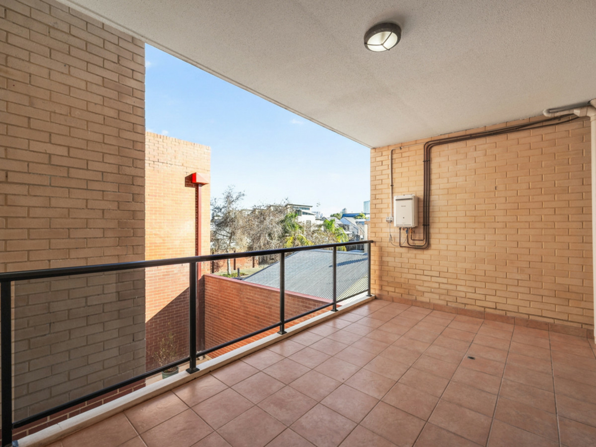 4/104 Brown Street — photo 14 of 18