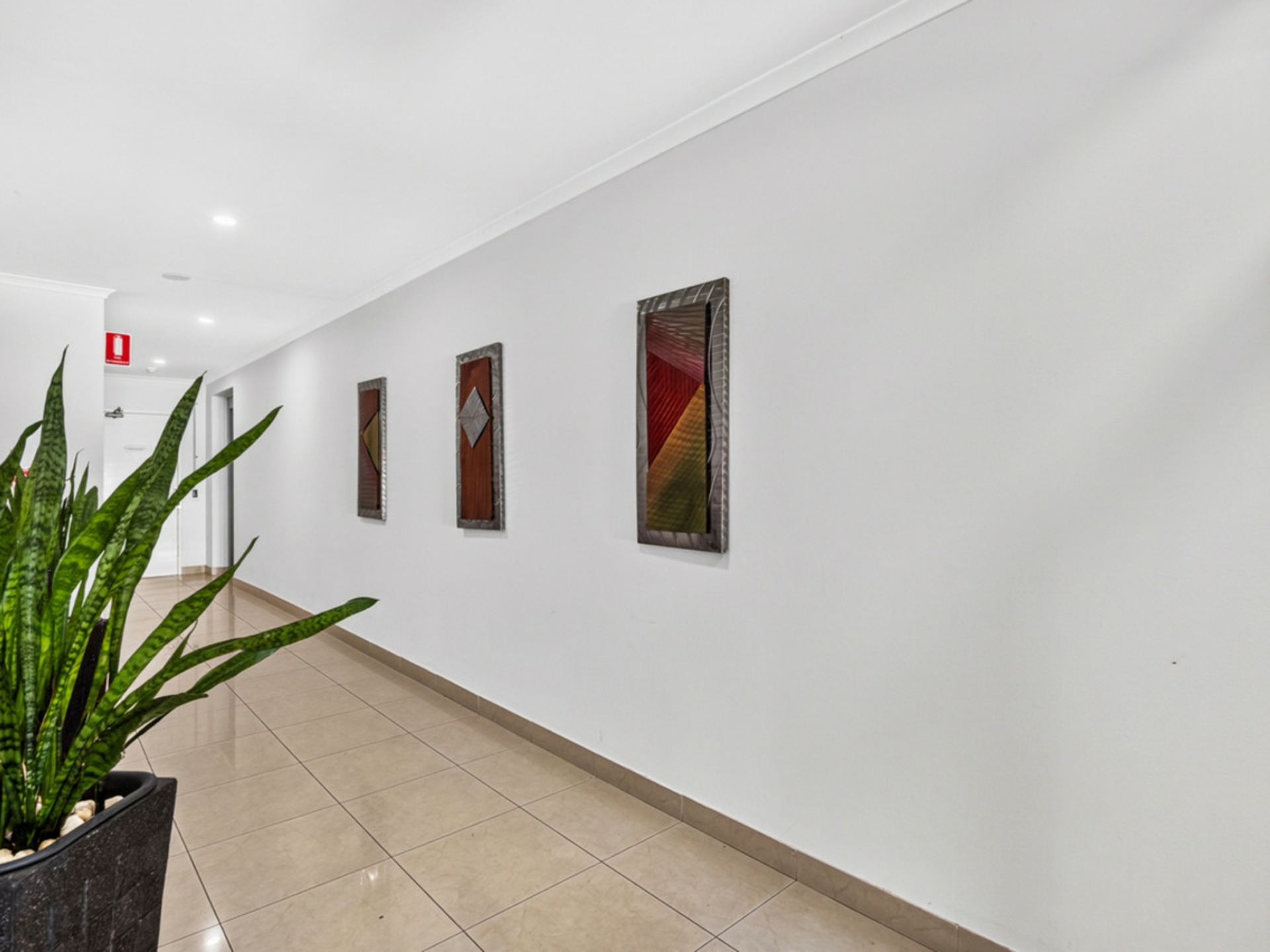 4/104 Brown Street — photo 17 of 18