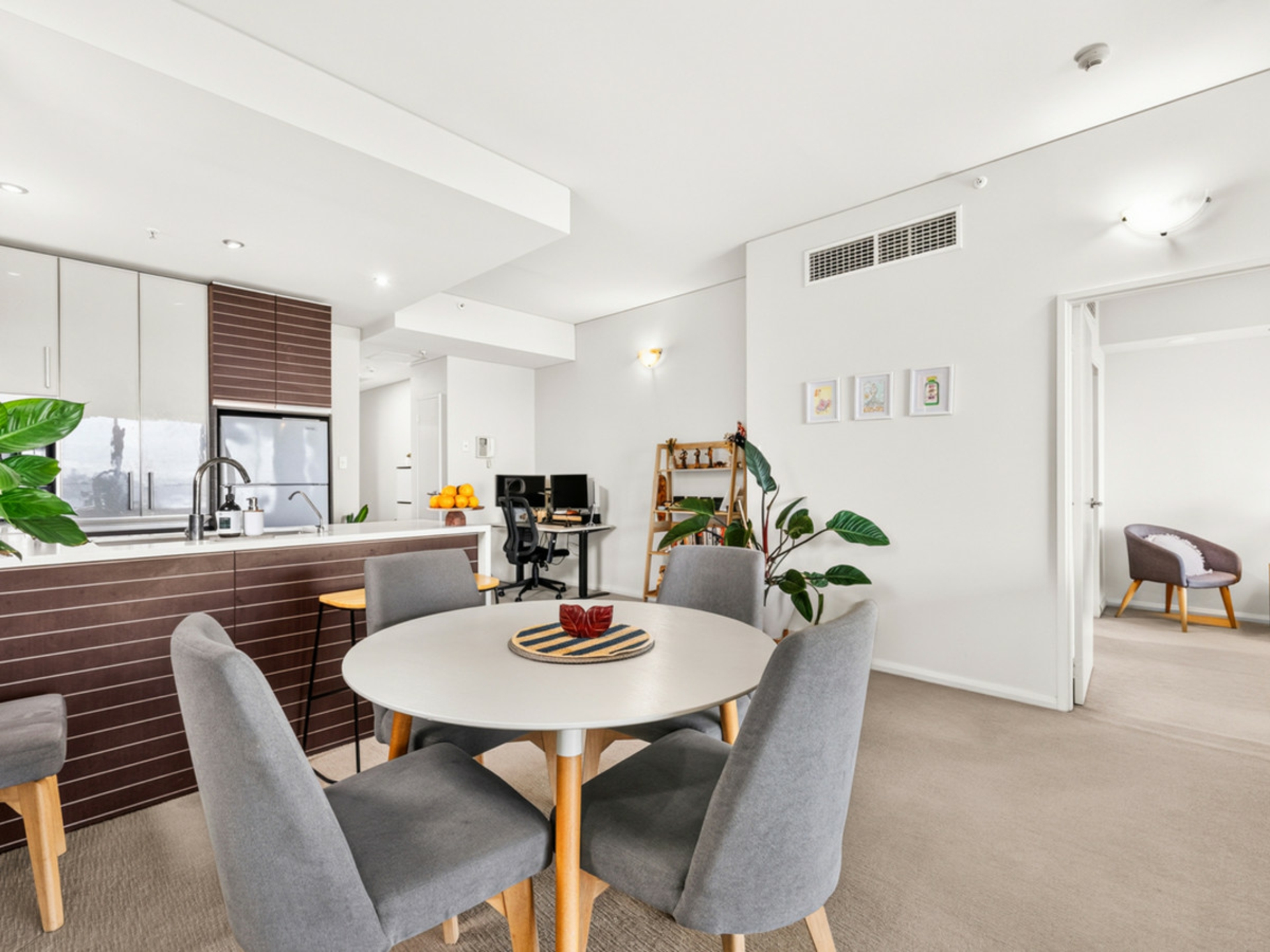 19/229 Adelaide Terrace — photo 5 of 28