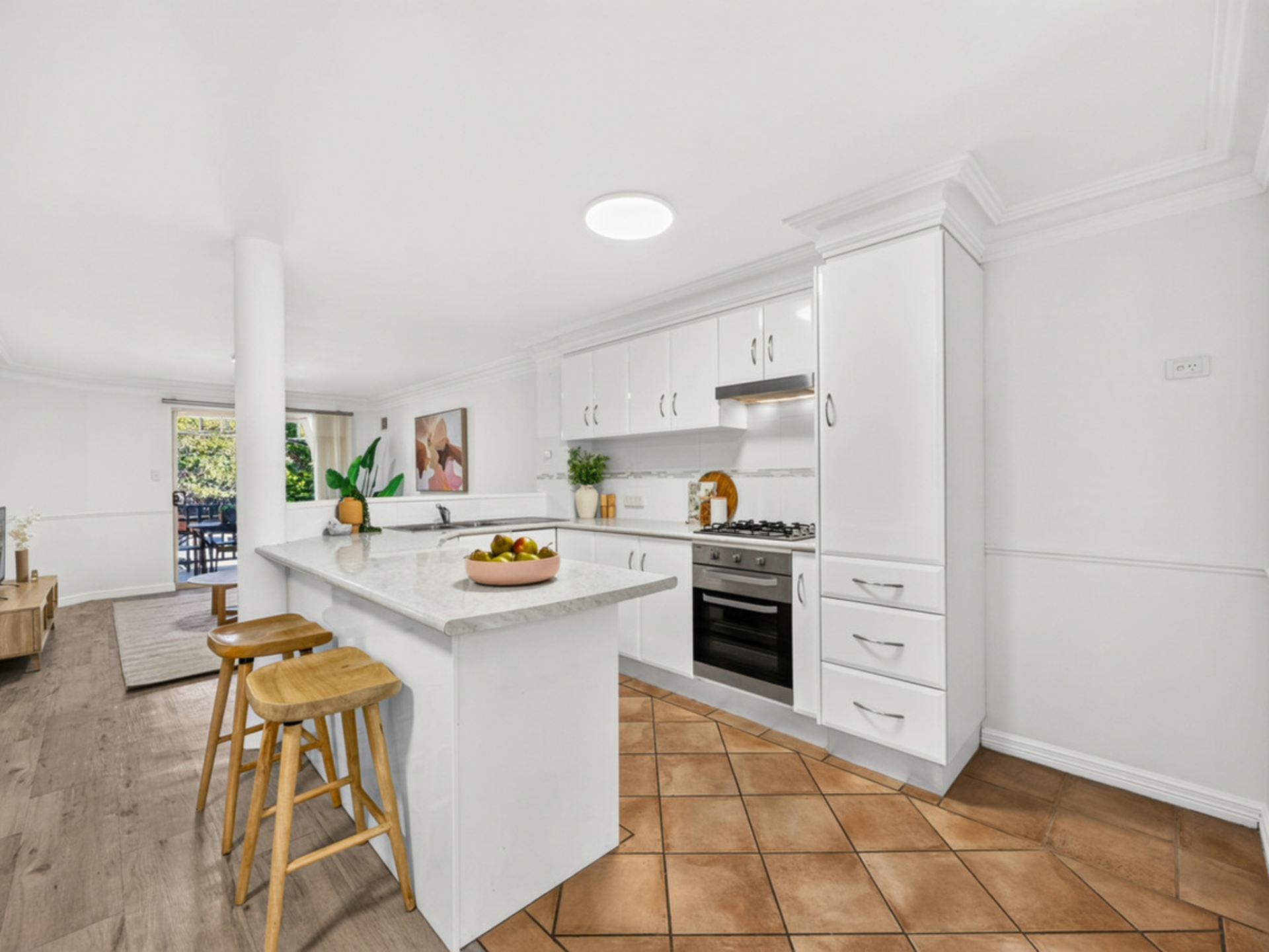 4/42 Bronte Street — photo 7 of 28