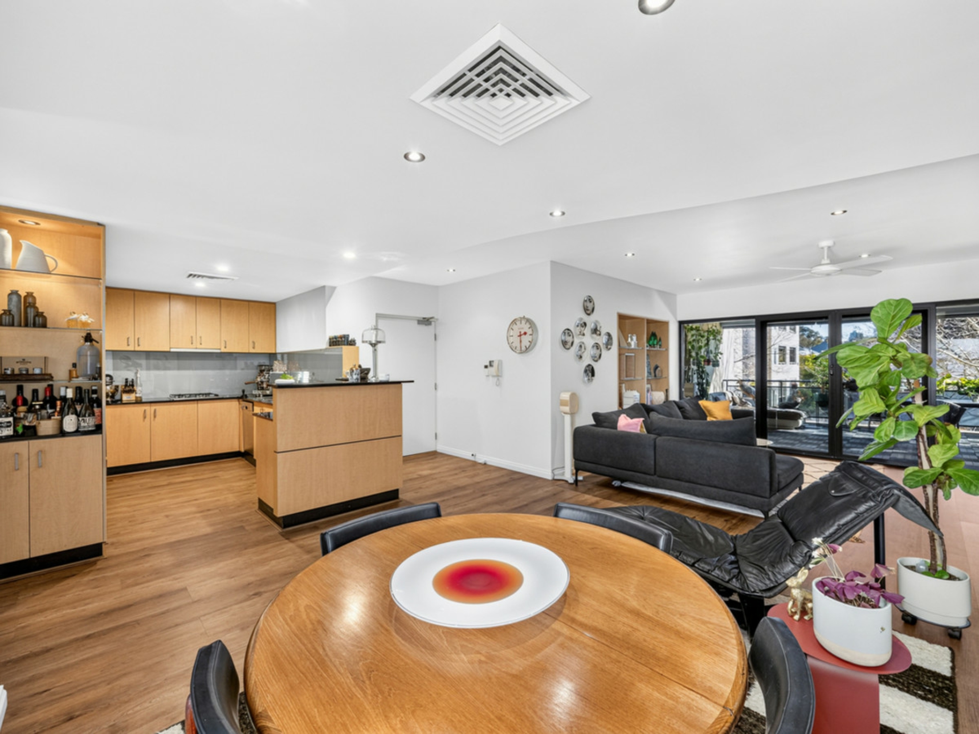 3/32 Trafalgar Road — photo 3 of 30