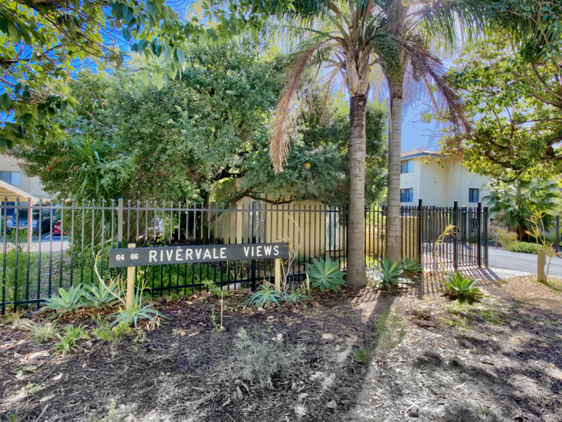 43/64-66 Riversdale Road — photo from LJ Hooker City Residential