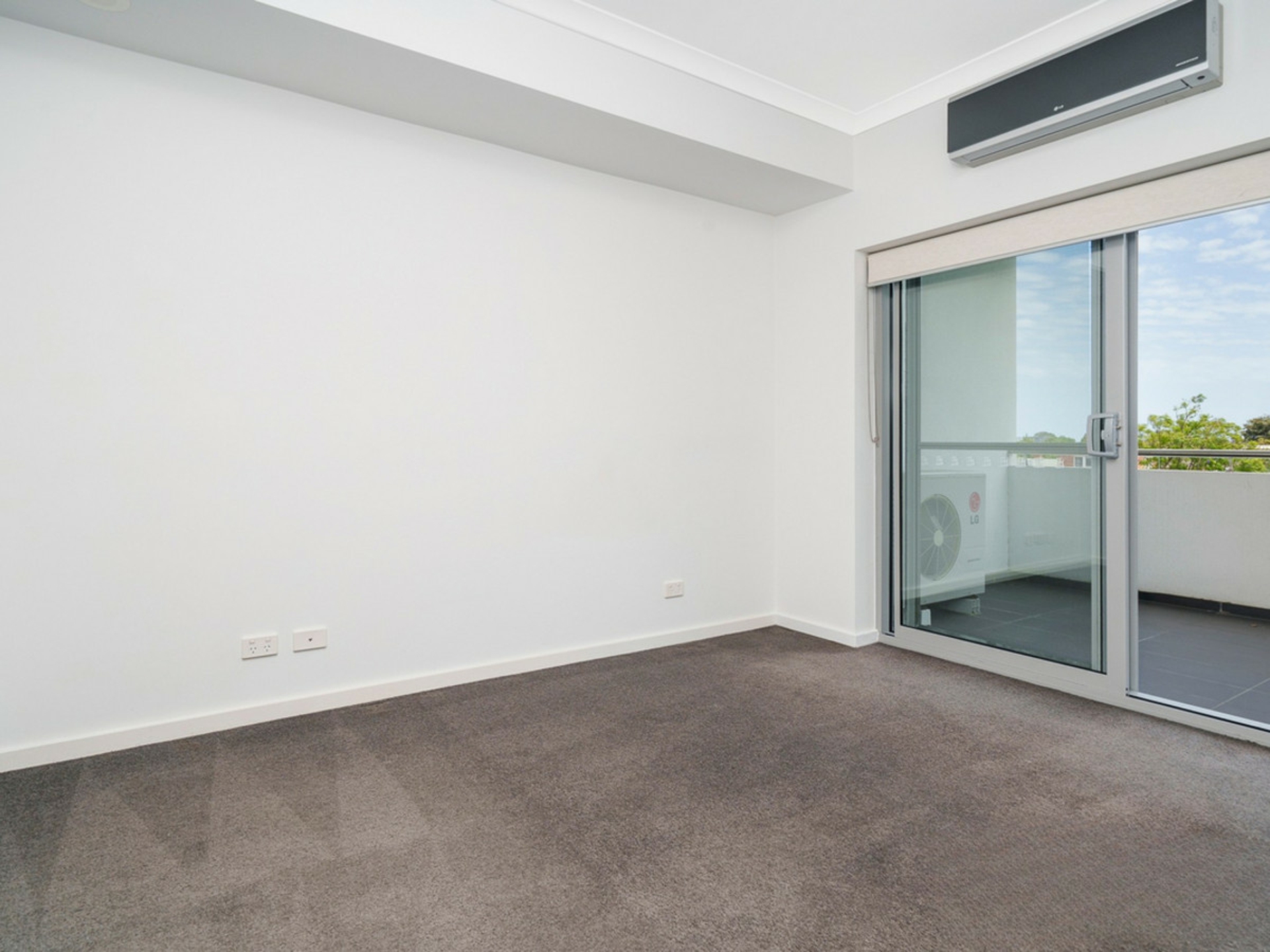 24/110 Cambridge Street — photo 9 of 27