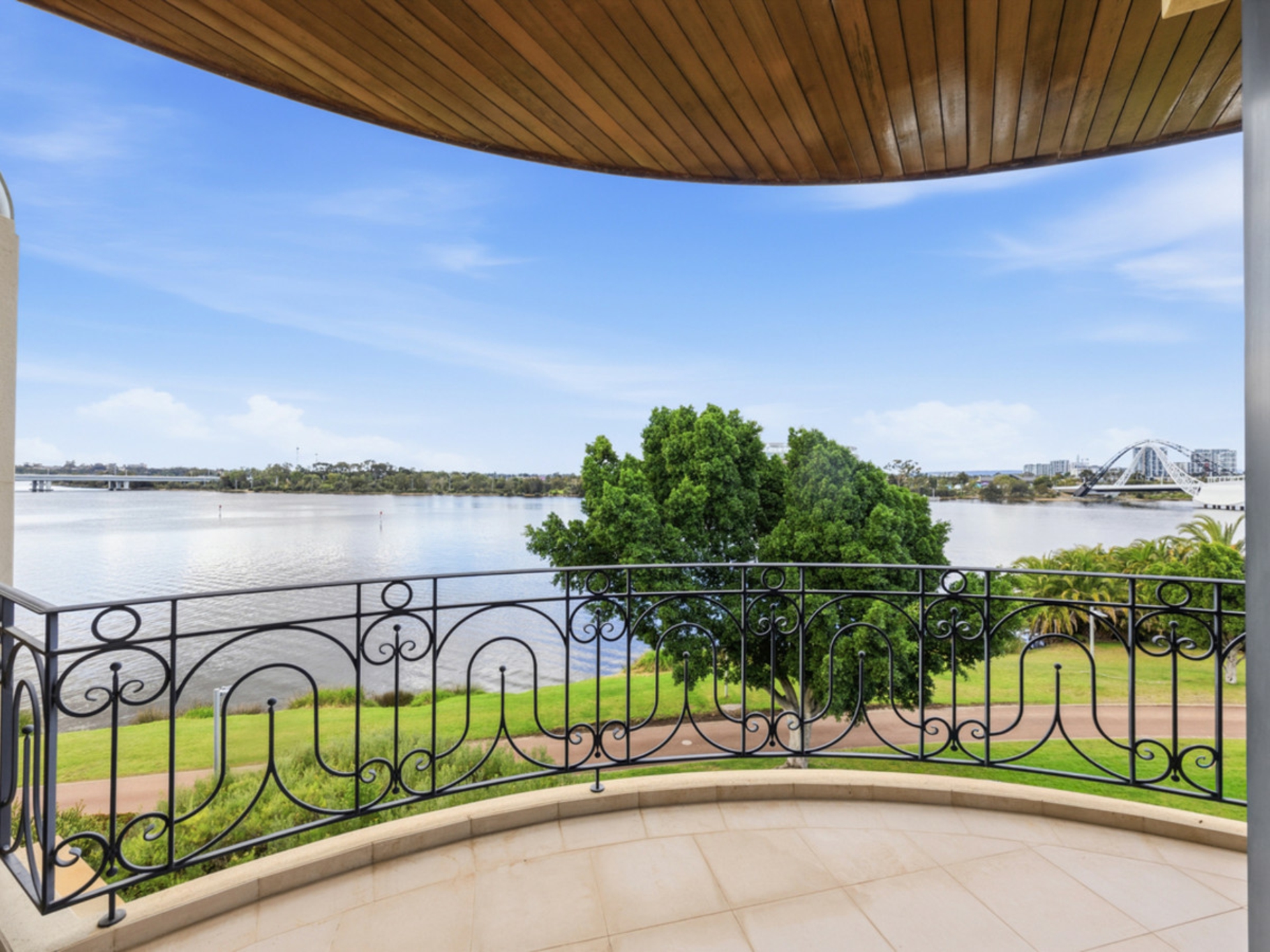 10 Vanguard Terrace — photo 4 of 30