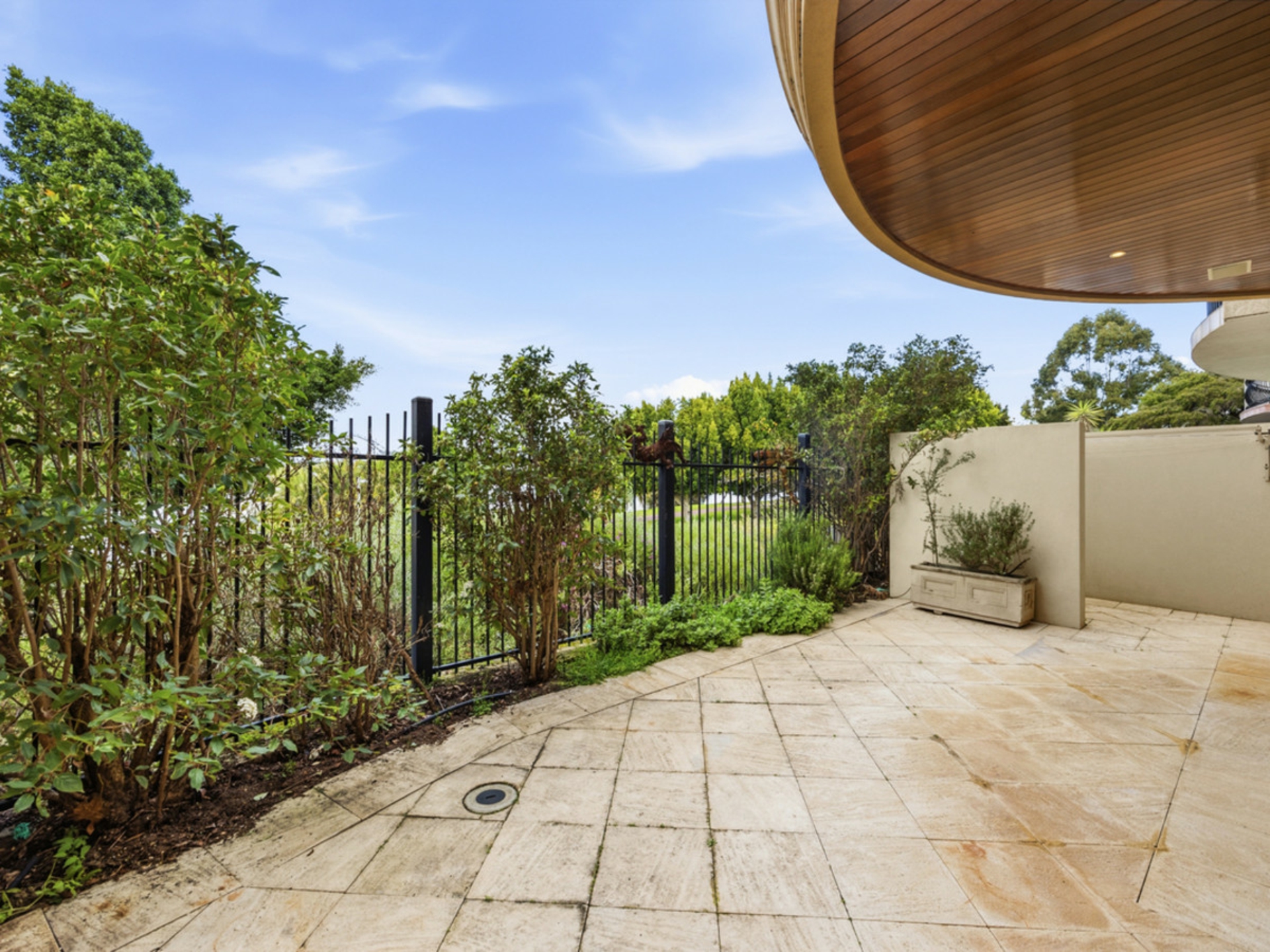 10 Vanguard Terrace — photo 28 of 30