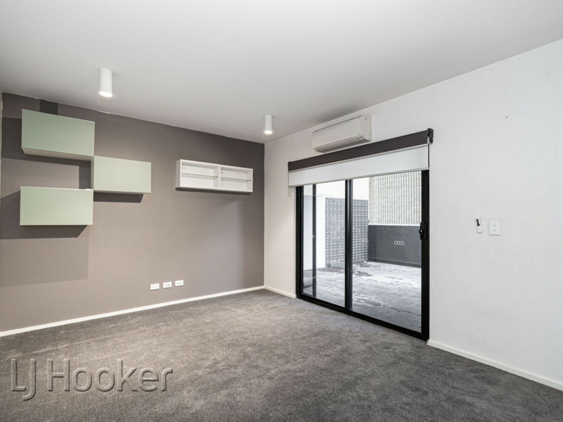 102/108 Bennett Street — photo 4 of 30