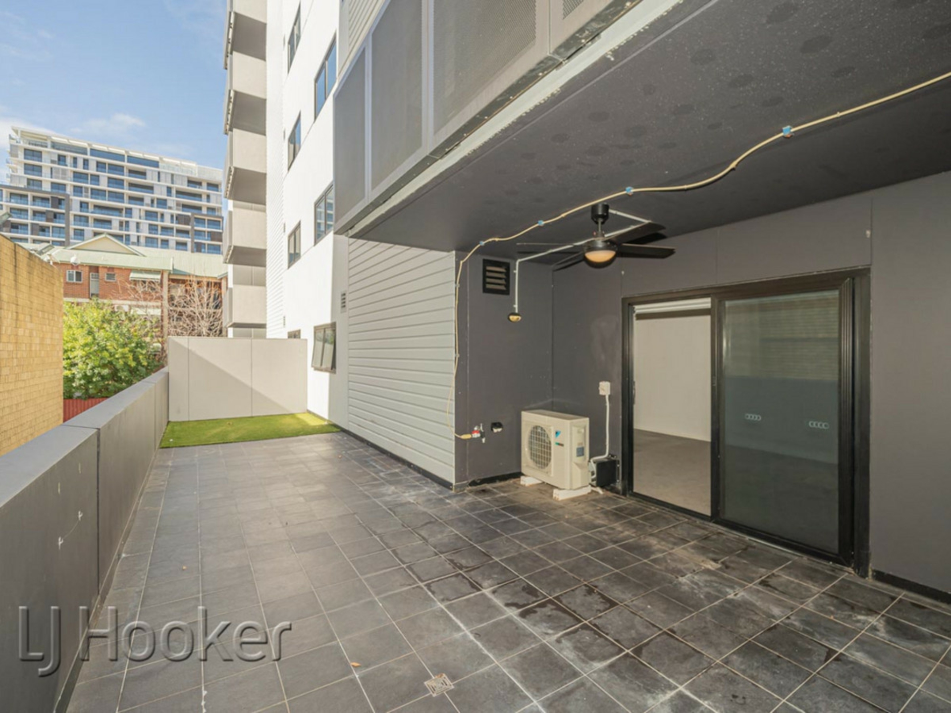 102/108 Bennett Street — photo 6 of 30