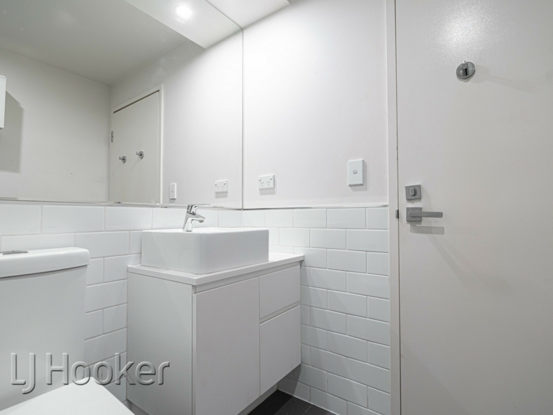 102/108 Bennett Street — photo 12 of 30