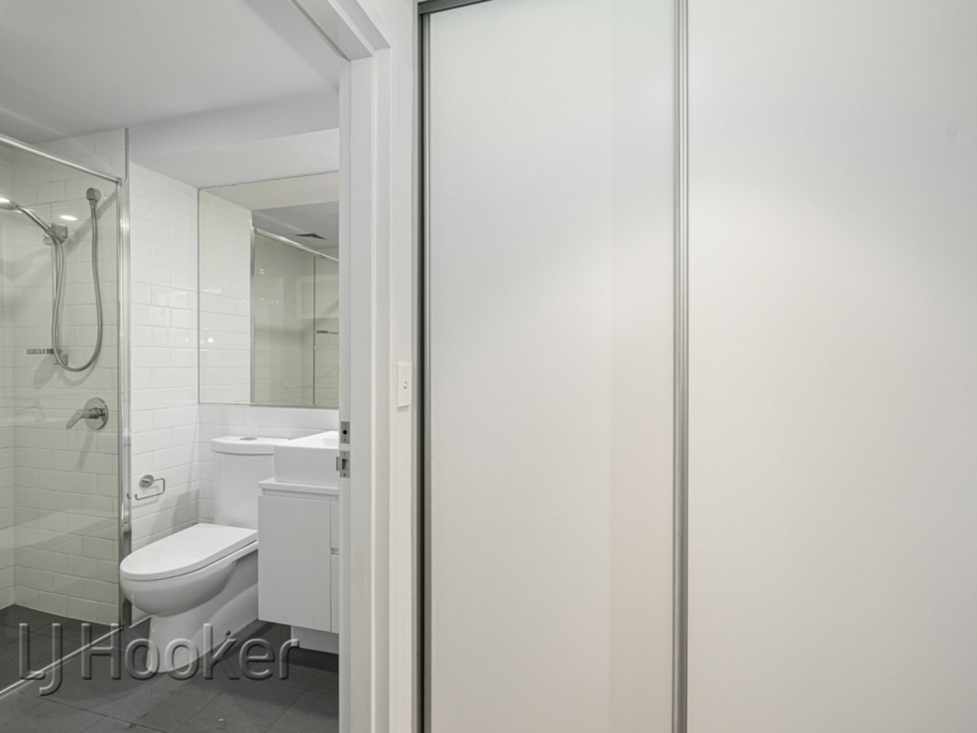 102/108 Bennett Street — photo 13 of 30