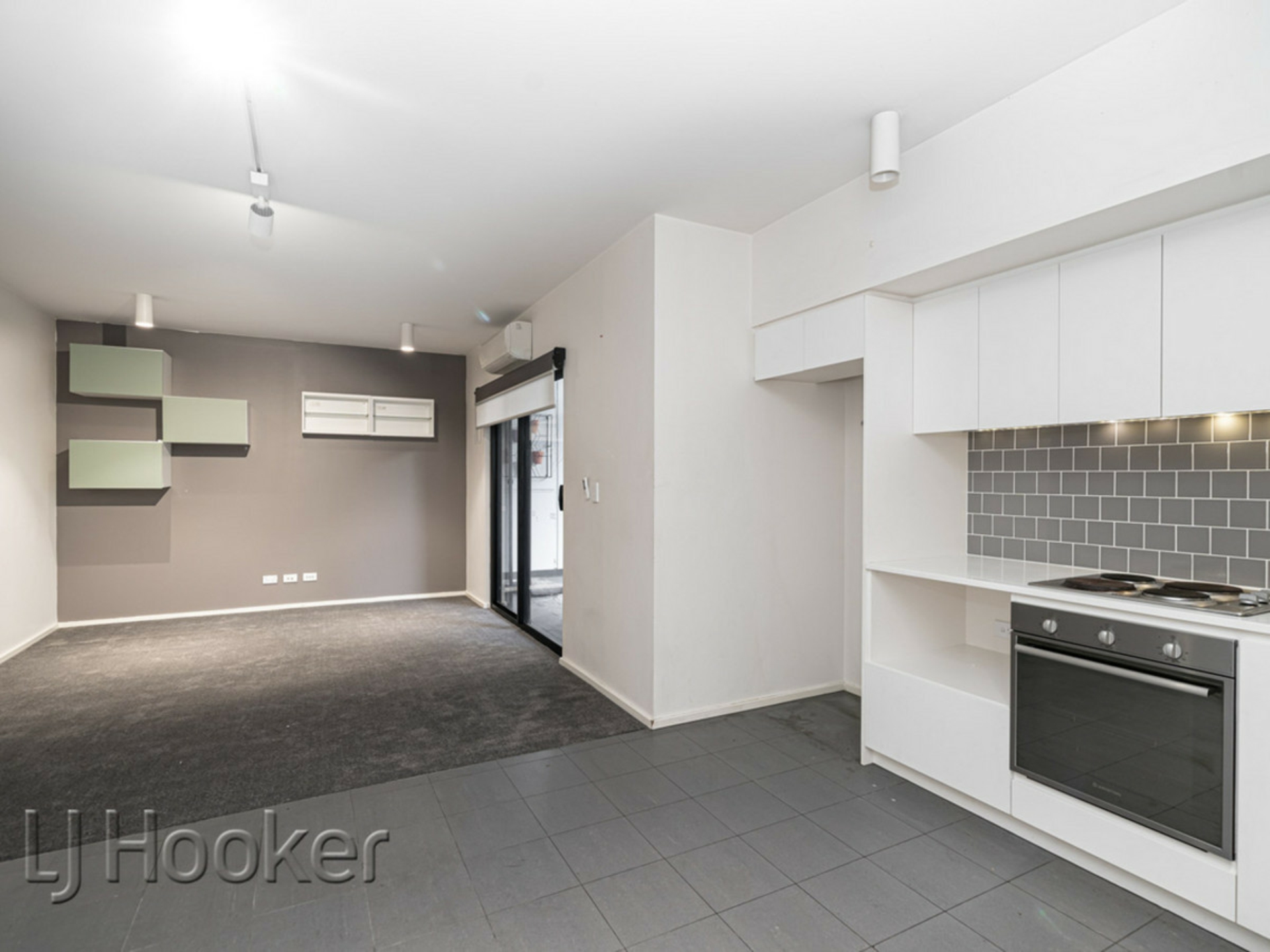 102/108 Bennett Street — photo 18 of 30
