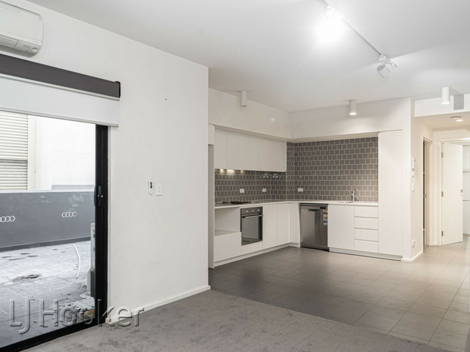 102/108 Bennett Street — photo 20 of 30