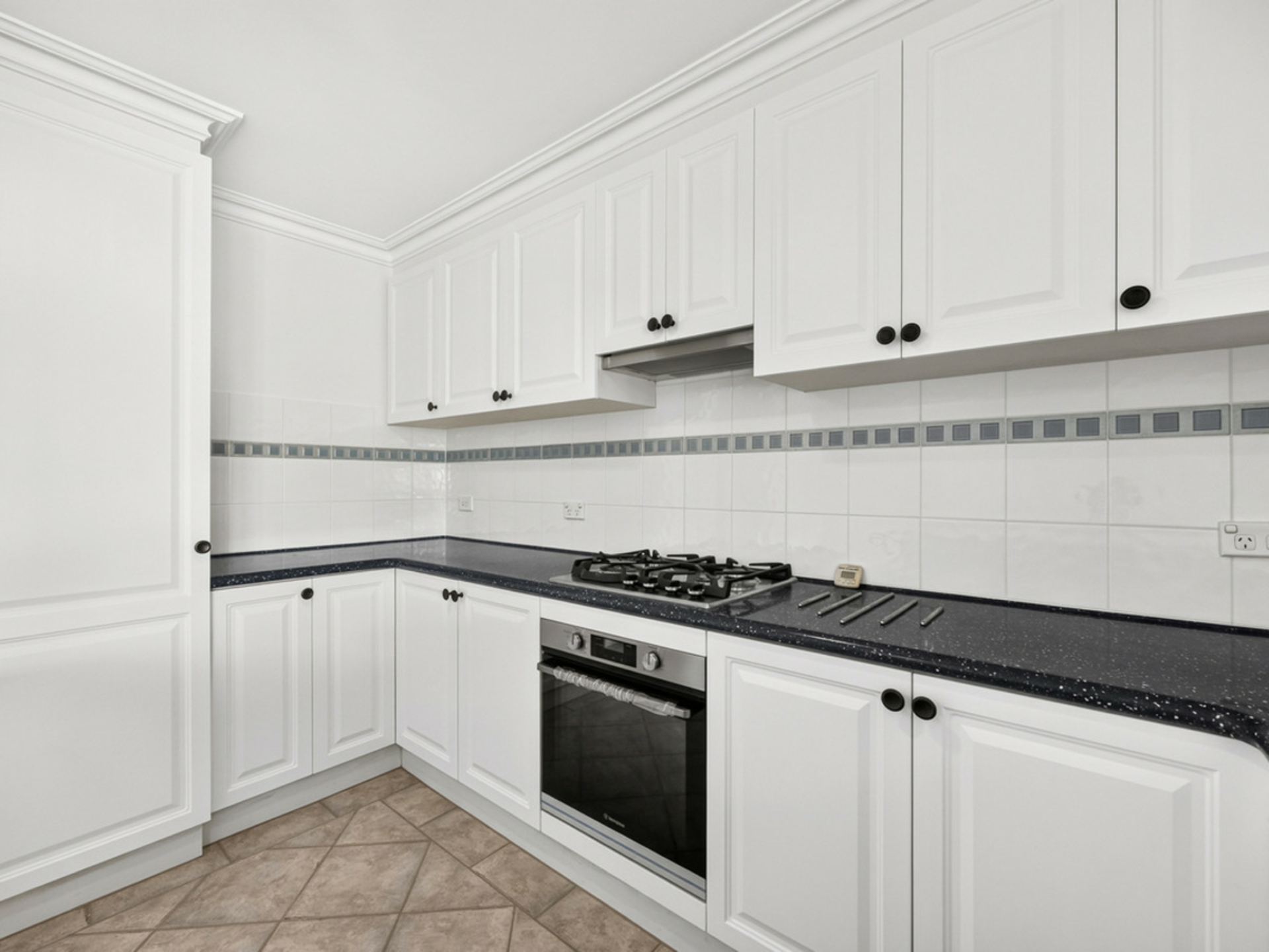 73/125 Wellington Street — photo 9 of 24