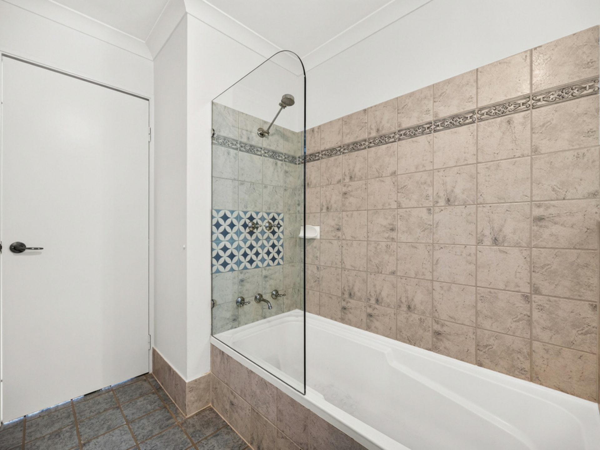 73/125 Wellington Street — photo 17 of 24